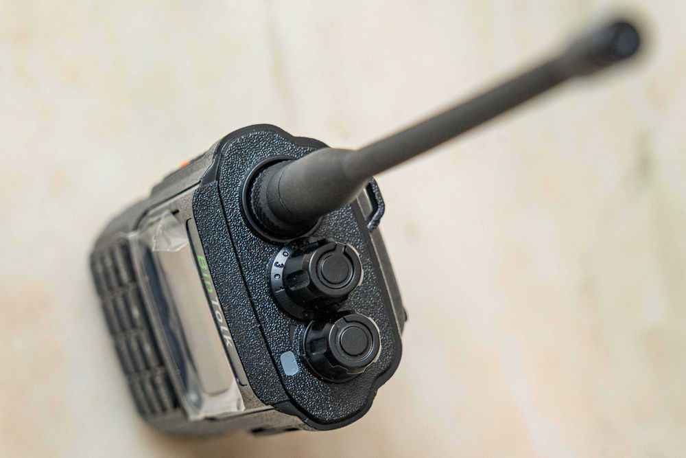 BinTolk BT8000 Walkie Talkie 10W Multifrequencias incluindo CB