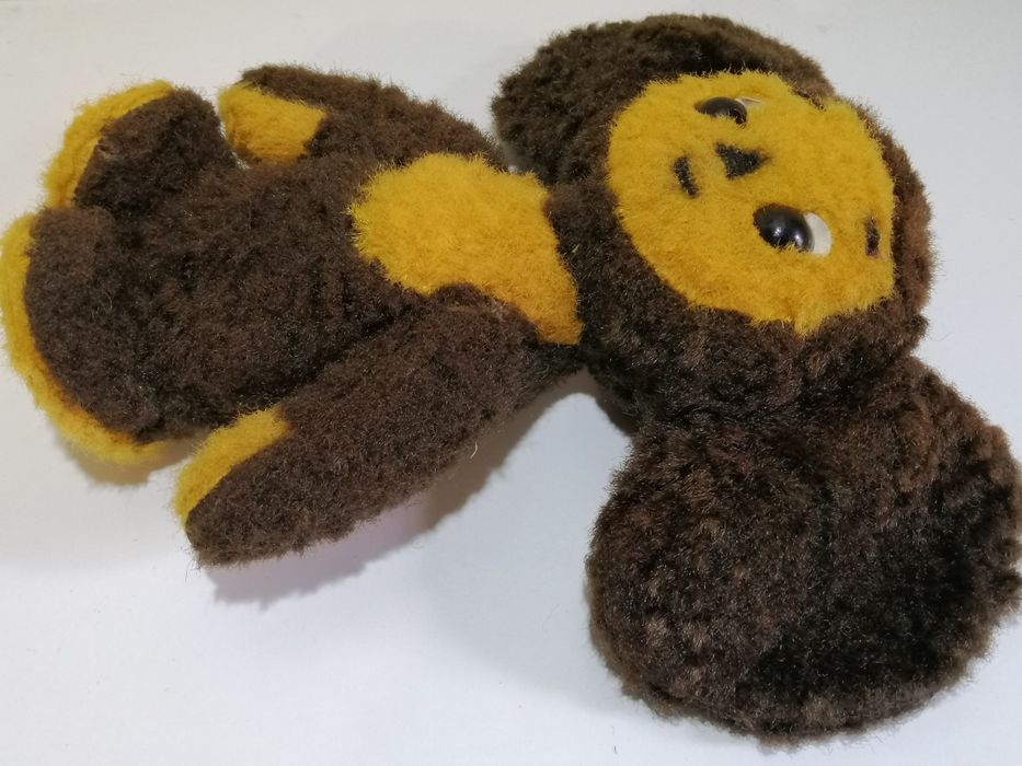 Детская игрушка чебурашка СССР