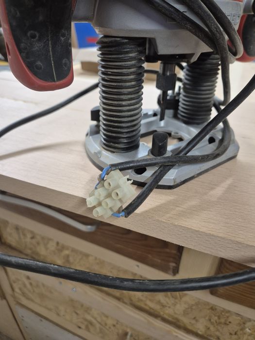 Tupia Einhell com guia