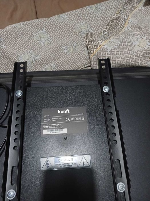 TV marca kunft 32 polegadas como nova