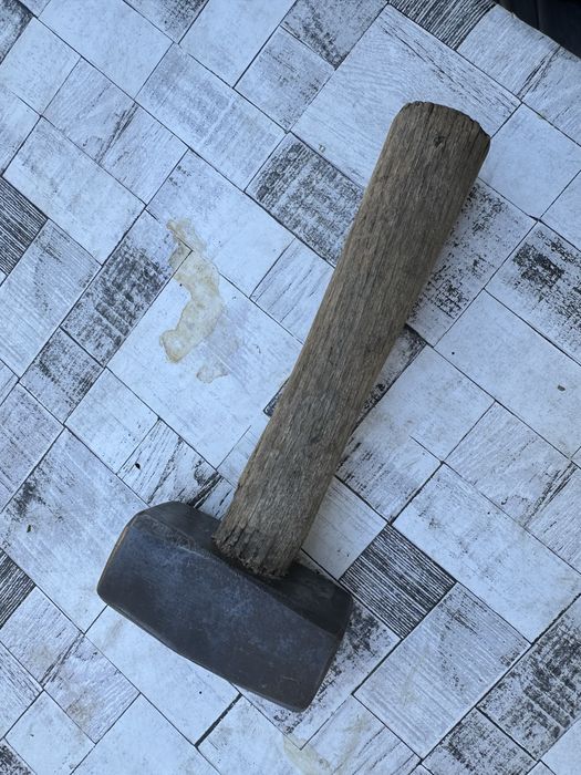 Stary młotek wyburzeniowy sygnowany vintage PRL