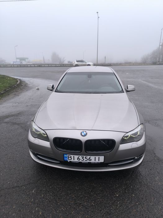 Продам BMW 525i(официал)