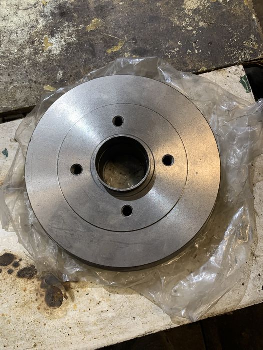 Продам тормозной барабан дача логан