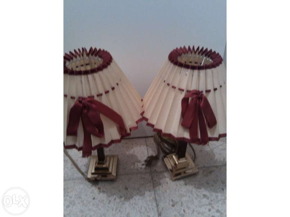 Candeeiro mesa cabeceira ou outro