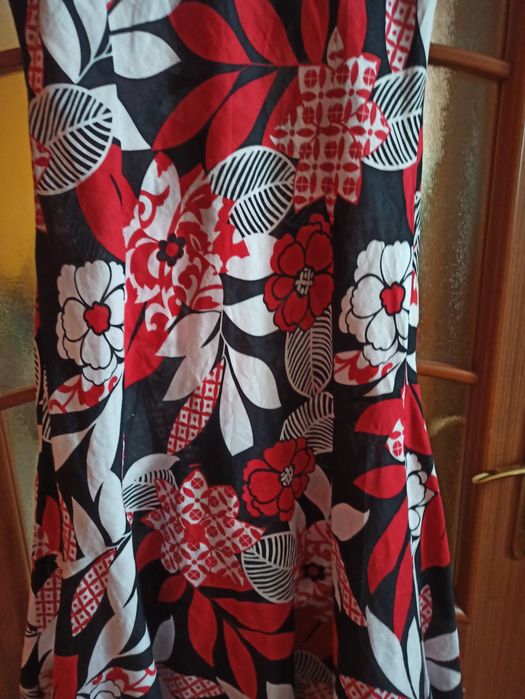 Lniana sukienka w kwiaty
