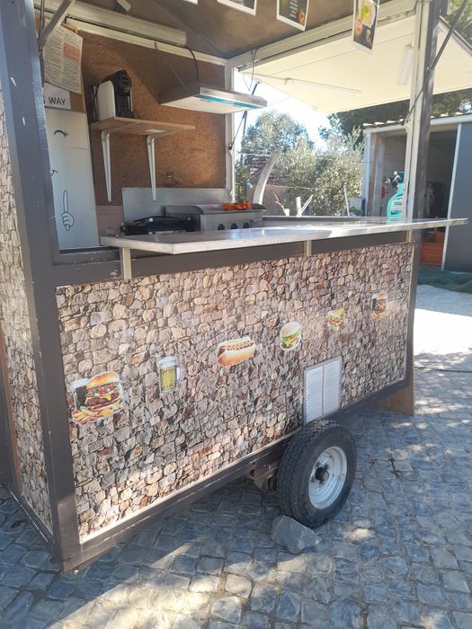 roloute bar equipada 
Medidas 1.5m por 2 metr