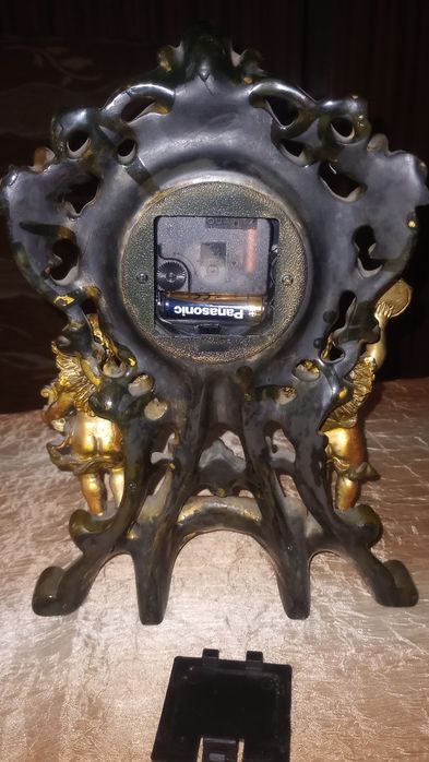 Zegar ozdoby stojący