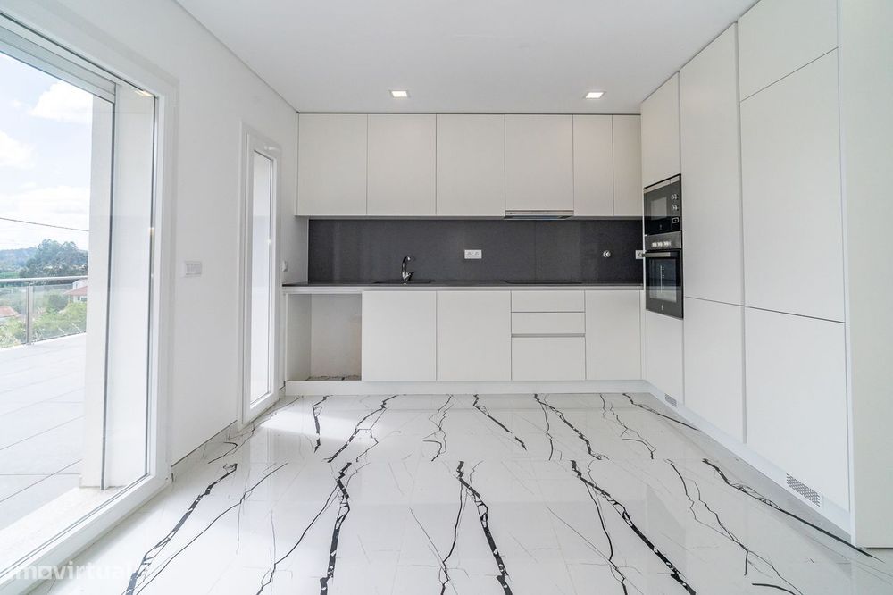 Moradia isolada T4 + 1 em Coimbra