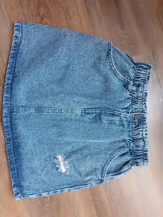 Джинсова спідниця 158 розмір маломірить