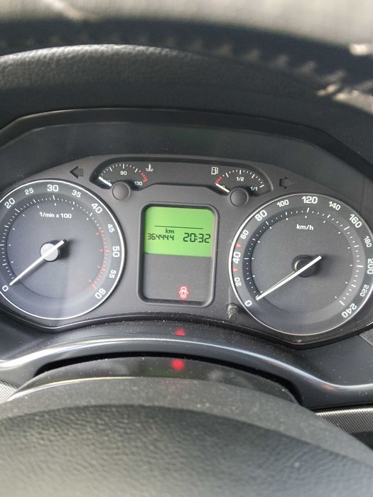 Авто шкода Октавія а5