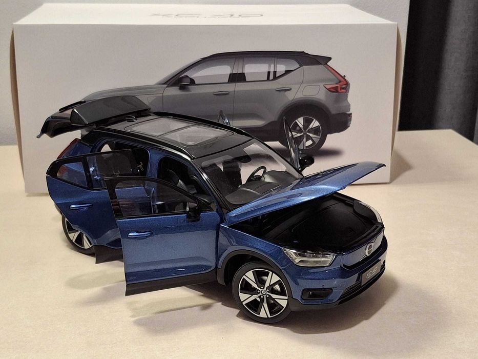 Volvo XC40 1:18 [nowy]