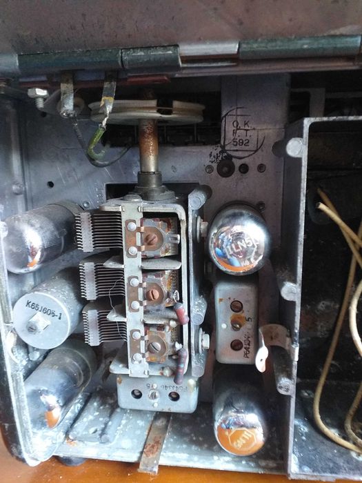 Radio antigo General Electric