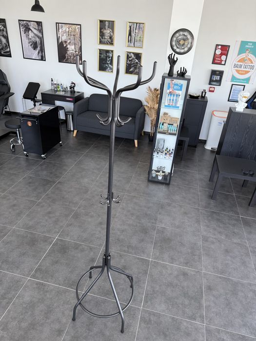 Cabide bengaleiro Preto 181 cm NOVO