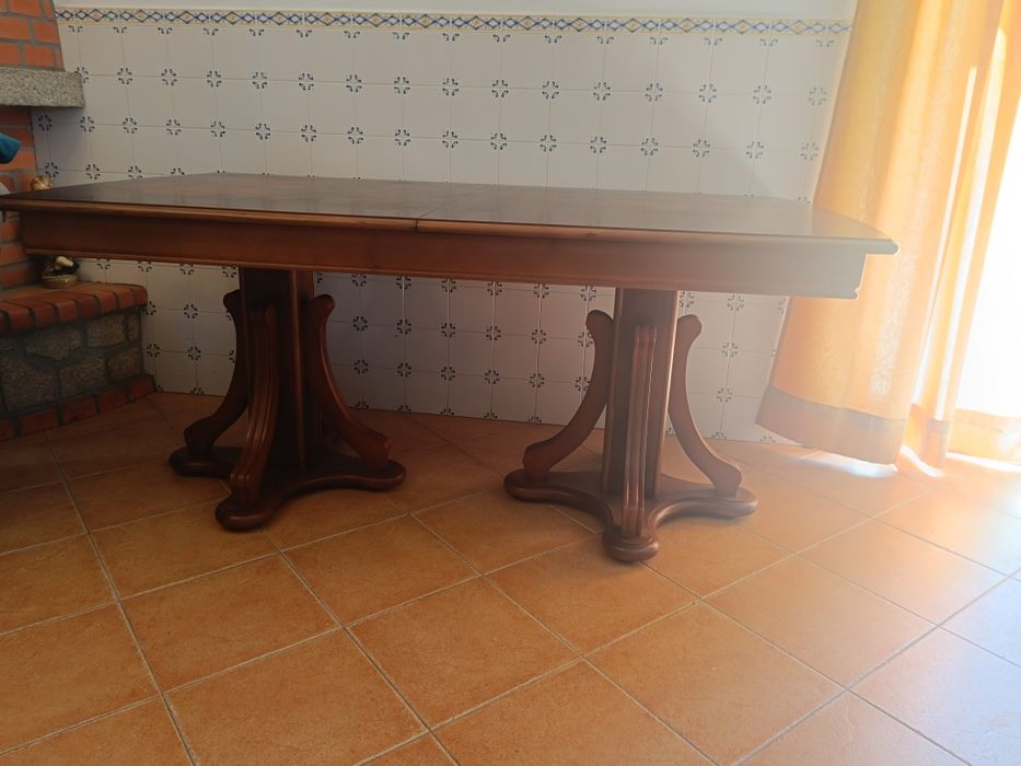 Mesa 2.50m e 6 cadeiras