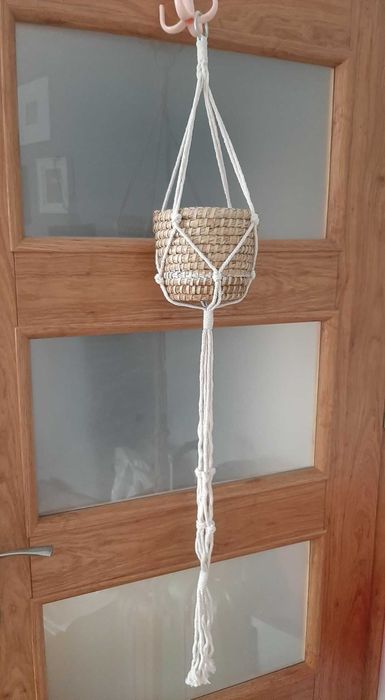 Wieszak, kwietnik na rośliny w doniczkach