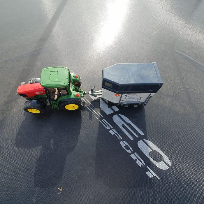 Traktor John Deere