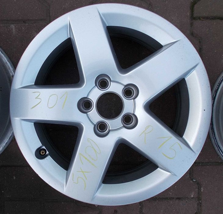 Felga aluminiowa  VW , AUDI    6Jx15  ET38 5x100  Nr 301