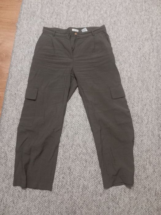Spodnie khaki garniturowe H&M