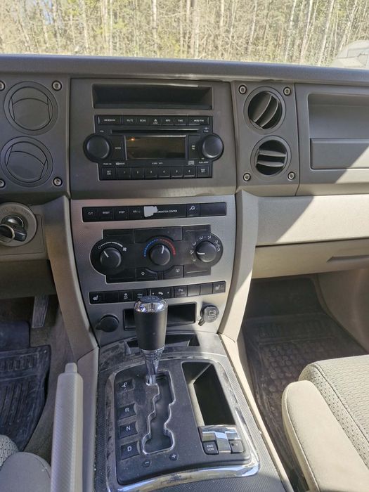 Jeep Commander 4,7 V8