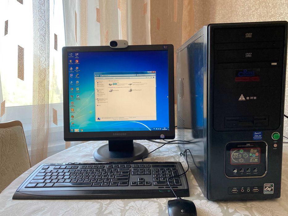 касетний відеомагнітофон TOSHIBA