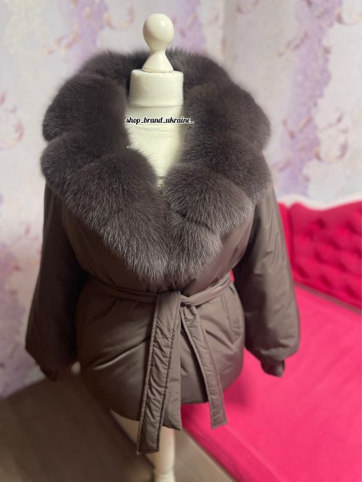Пуховик з натуральним хутром