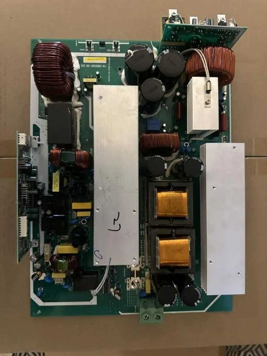 Гібридний Інвертор SKE PH21-6.2K, 6.2 кВт,MPPT 80A, чиста синусоїда