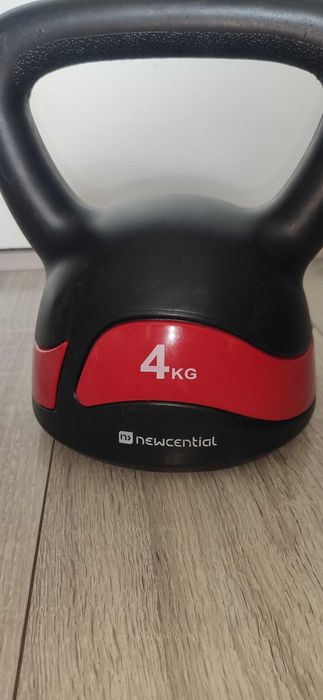 Kula do ćwiczeń 4 kg Newcential Kettlebell
