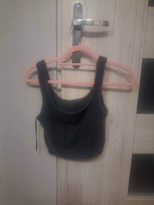 Szara bluzka sweterkowa Stradivarius