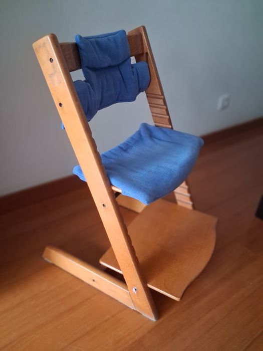 Stokke Cadeira de Refeição Evolutiva Tripp Trapp de Madeira e 2 revest
