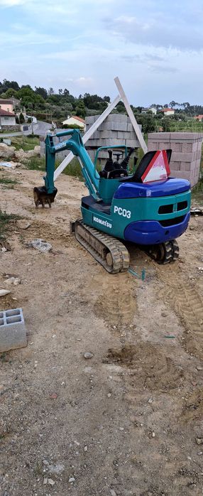 Mini giratoria komatsu pc03