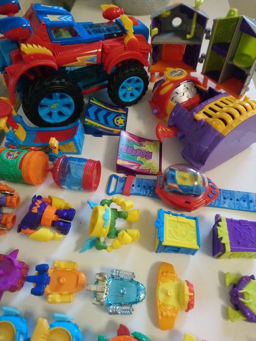 Super Zings Things auto figurki