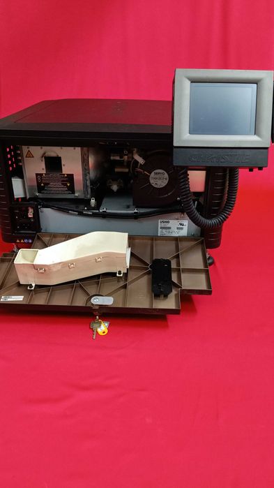 Projektor Christie CP2215: obiektyw 1.2-1.75:1,lampa CDXL-30SD;IMS2100