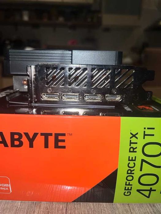 RTX 4070 Ti SUPER 16GB Gigabyte Windforce MAX OC