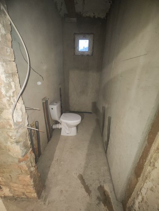 Продам 2-кімнатну квартиру