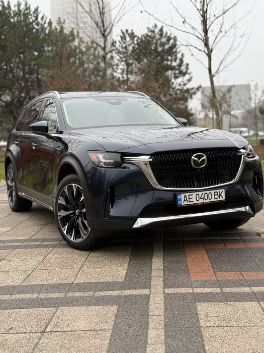 Плагін-Гідрид Mazda CX-90 Максимальна комплектація що існує