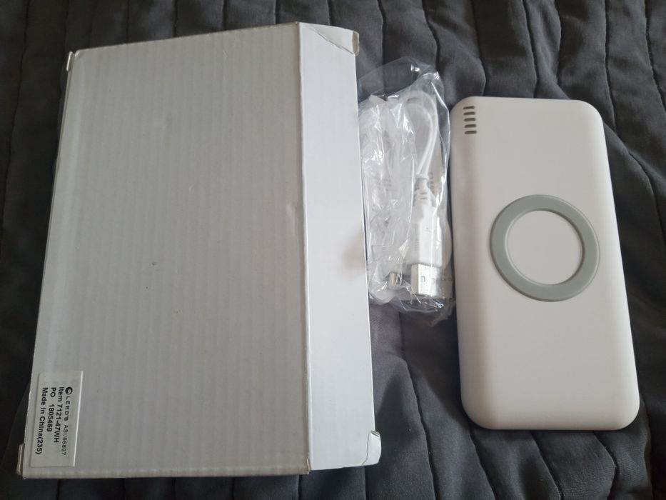 Powerbank bezprzewodowy Coma 6000 mAh Wireless