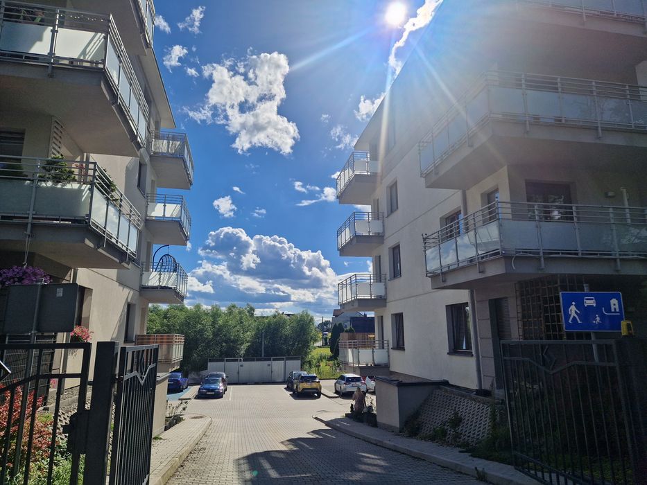 Centrum Czechowice Mieszkanie 2 pokojowe miejsce postojowe i komórka