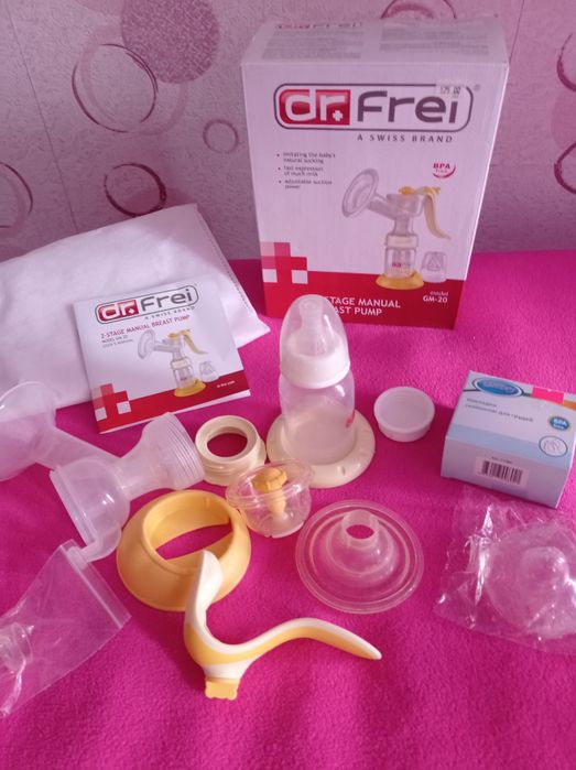 Молоковідсмоктувач слюнявчики столик