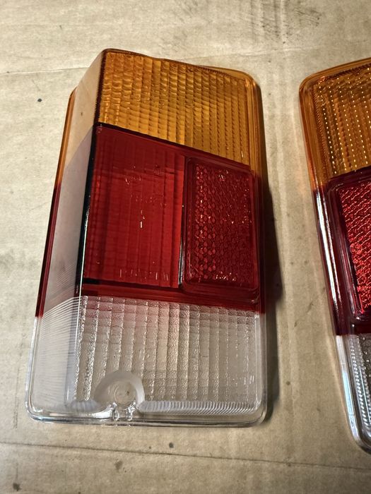 Klosze lampy  tylnych fiat 126p bambino Nowe FL ST EL