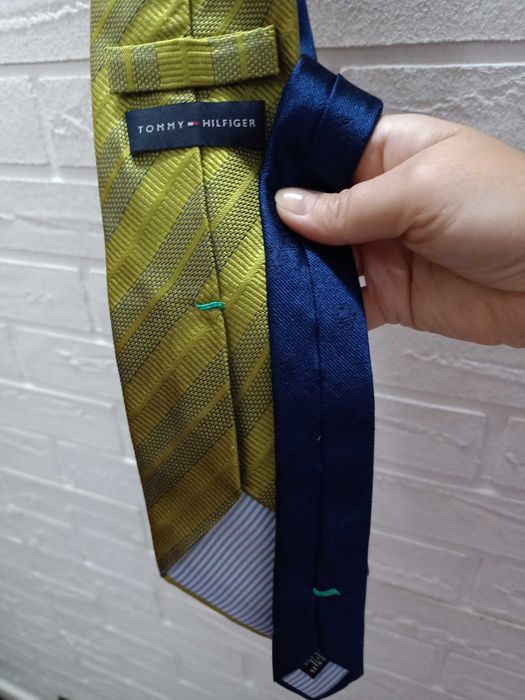 Tommy Hilfiger Krawat męski z jedwabiu