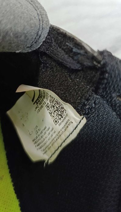 Buty piłkarskie Nike Majestry r. 43