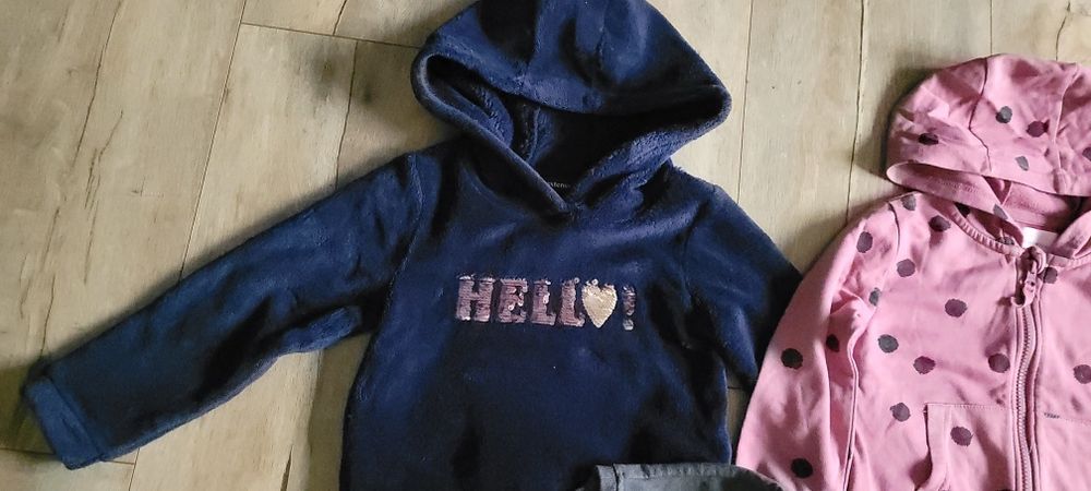 Bluzy dziewczęce r. 110