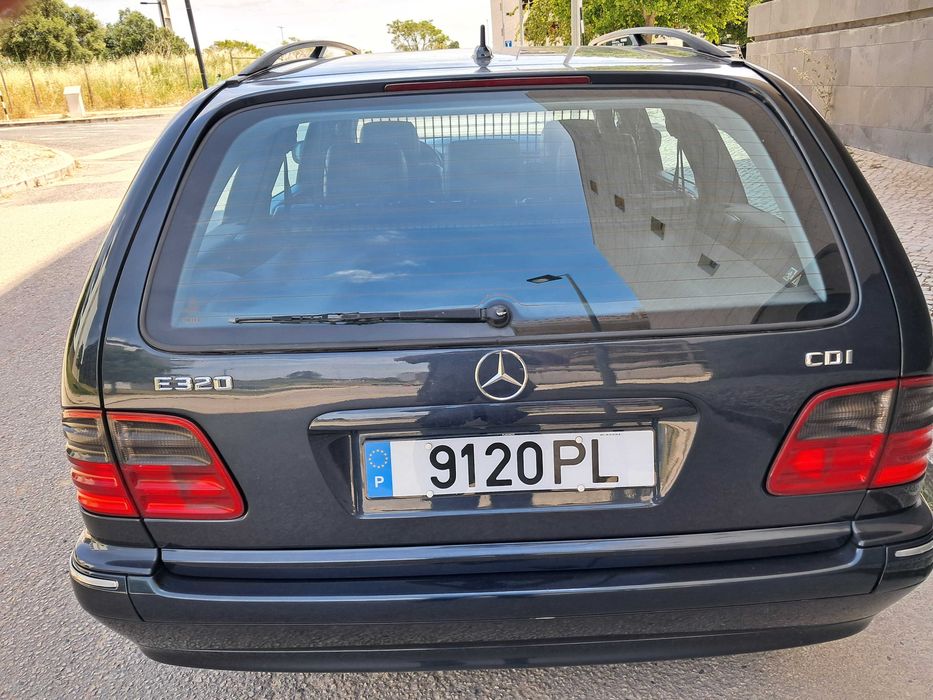 MERCEDES E 320 CDI carrinha 7 lugares automática