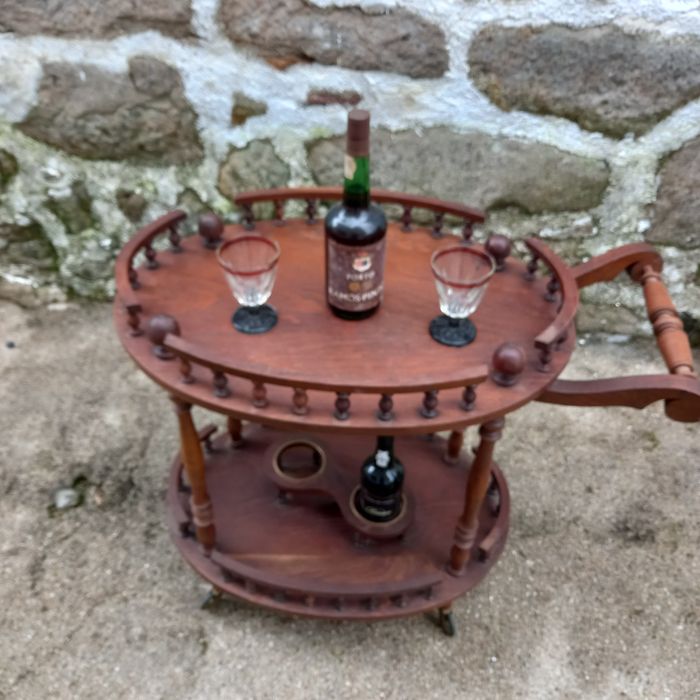 Carrinho de serviço