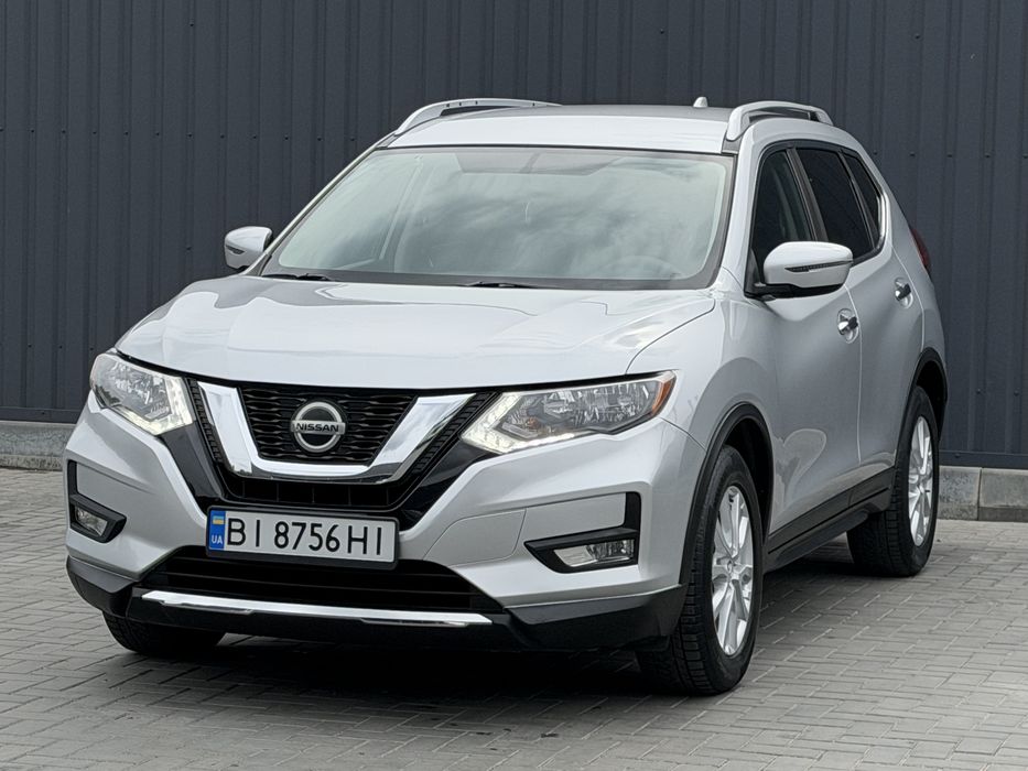 Nissan Rogue SV 2017 рік