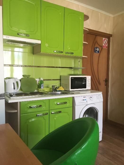 Квартира посуточно, 1к студия, Ипподром ул. Дмитрия Луценк