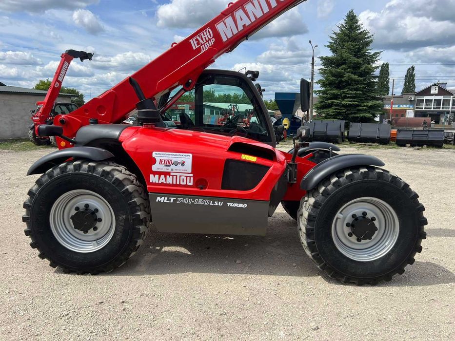 Телескопічний навантажувач Manitou MLT 741-120