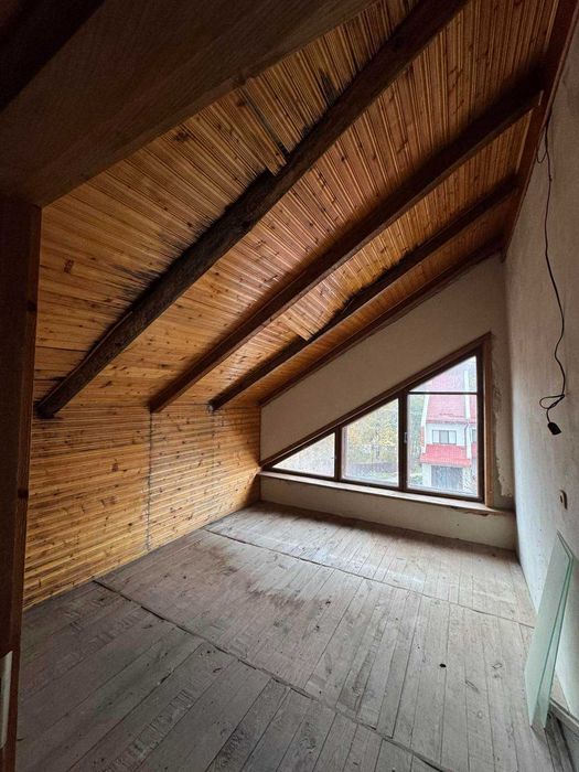 Продаж просторого Будинку у затишному с. Бірки