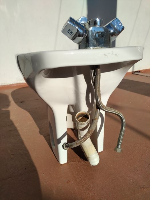 Bidé de casa de banho