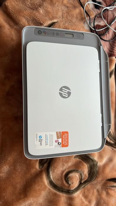 Принтер HP DeskJect 2720 та WI-FI сканер